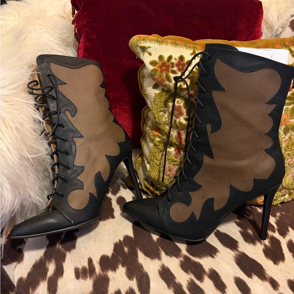 Penny Loves Kenny boots